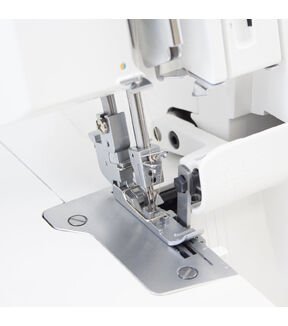 Juki MO 104D Overlock Sewing Machine - Image 4