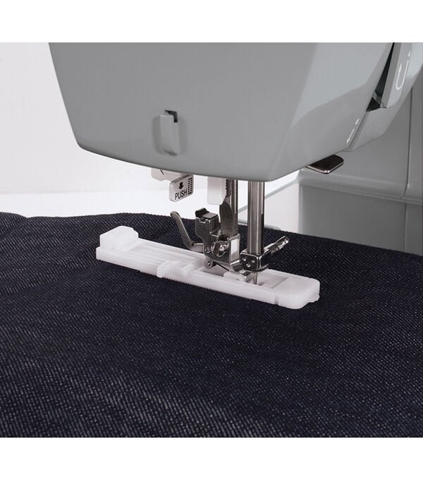 SINGER 4432 Heavy Duty Sewing Machine - Image 4